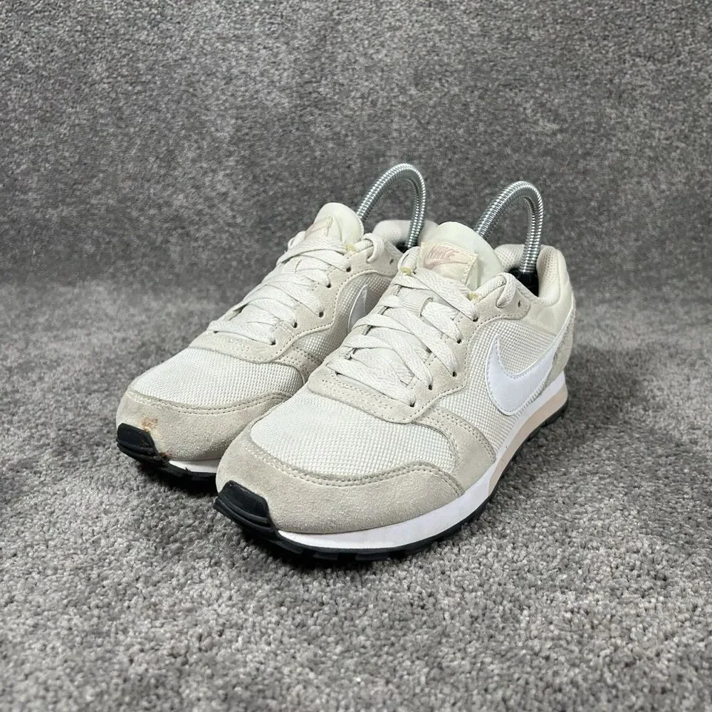 Nike MD Runner 2 749869-011 Women’s Size 7 Beige Casual Training Shoes Used